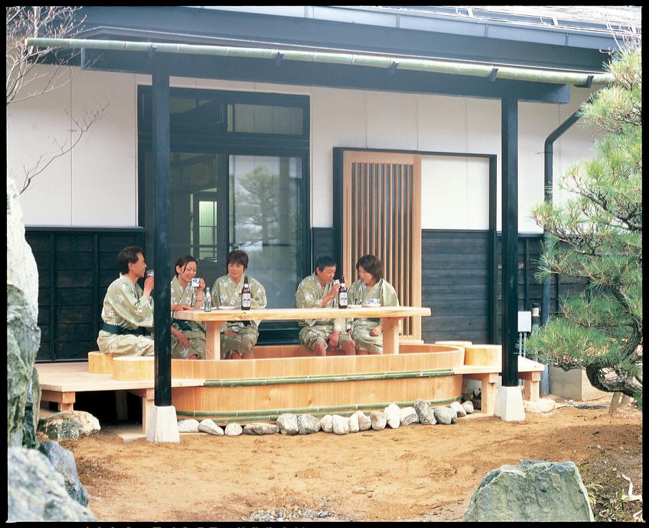 Oyado Sansui Hotel Achi Bagian luar foto