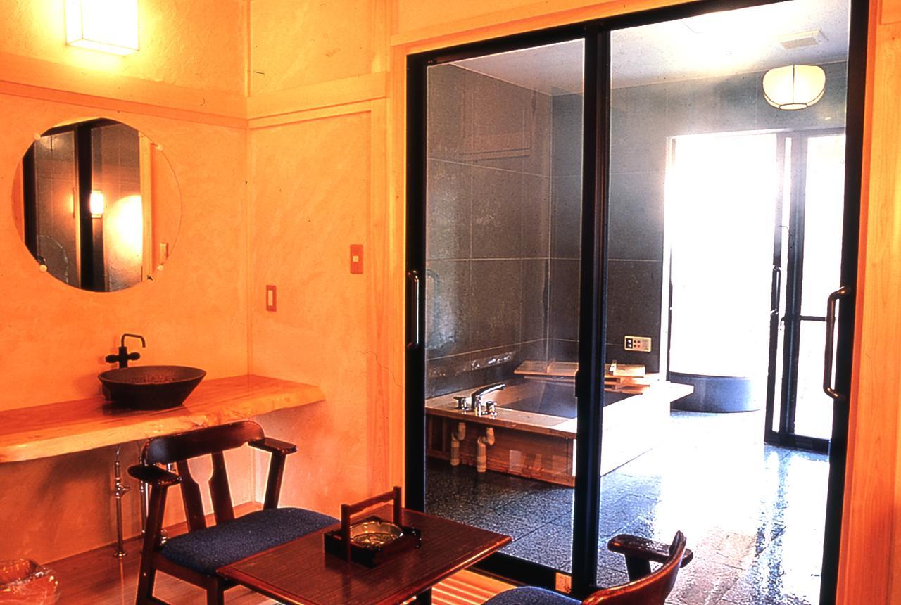 Oyado Sansui Hotel Achi Bagian luar foto