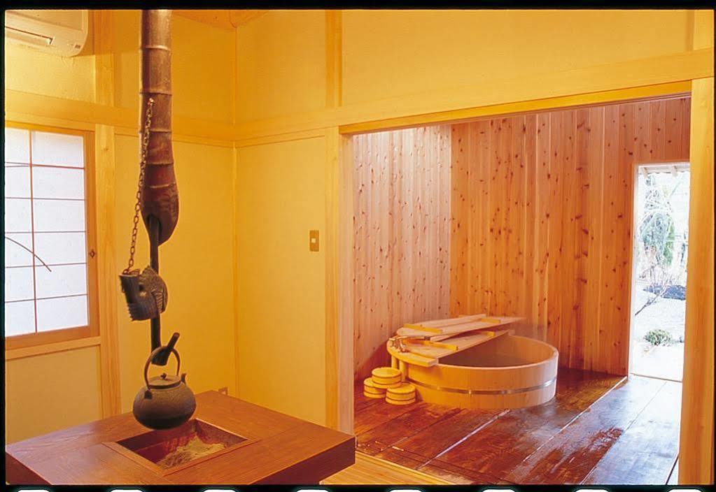 Oyado Sansui Hotel Achi Bagian luar foto